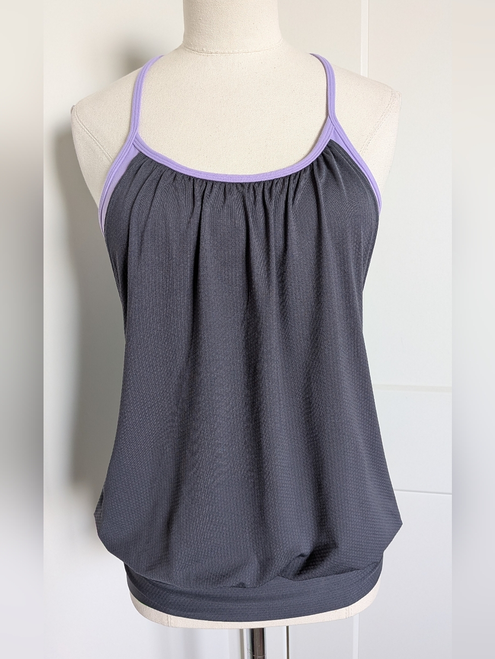 Lululemon No Limits Tank Top Charcoal Grey Camisole with Lavender Purple Bra 4